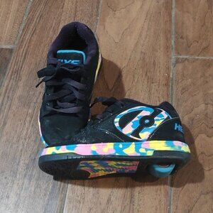 Heelys 13 pink yellow blue black sneakers wheels